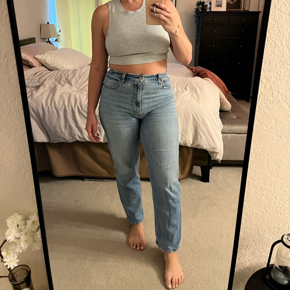 Abercrombie curve love ultra high rise ankle straight jean